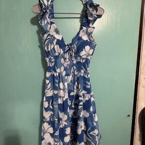 SHEIN Blue and White Floral Backless Dress